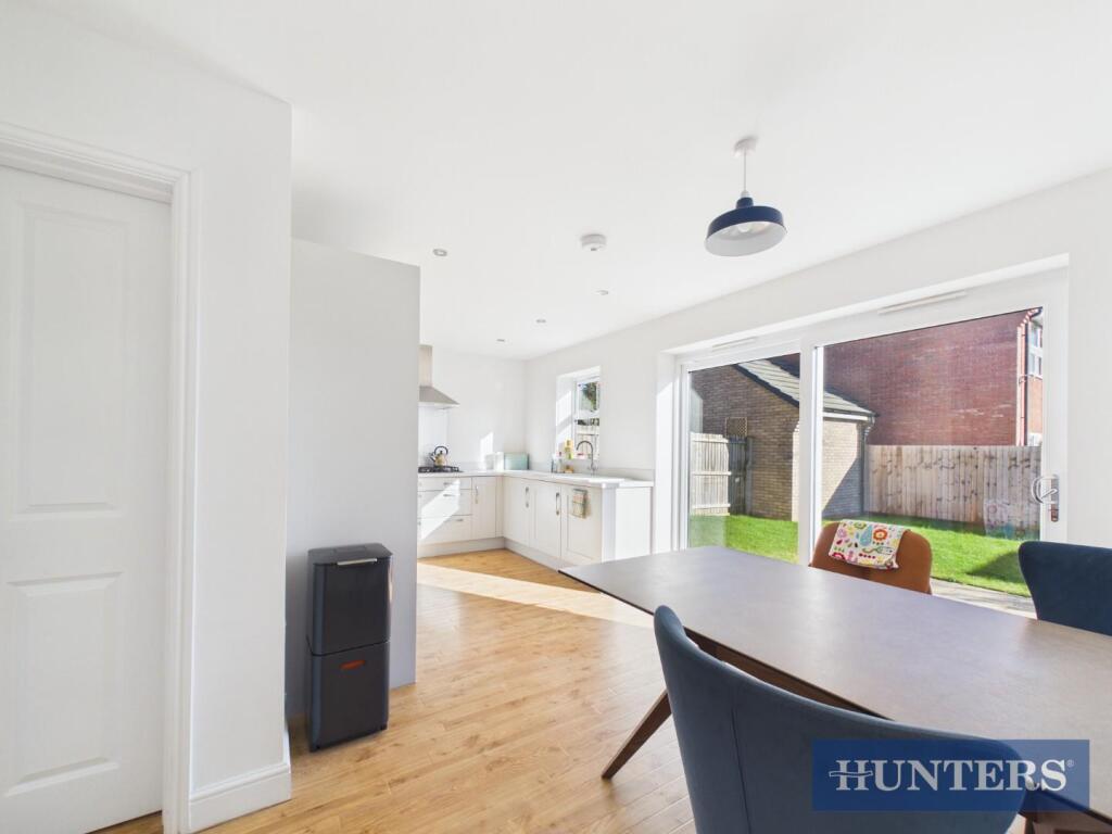 Westerby Vale, Beverley, HU17 8WL photo 4