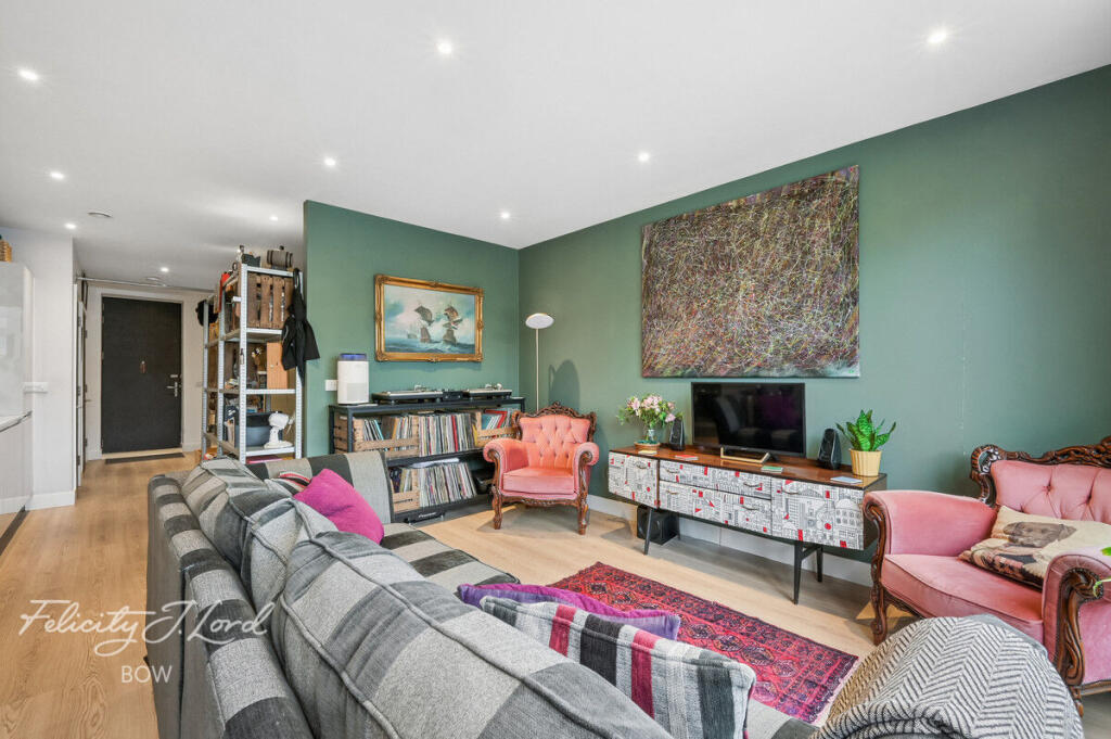 Apartment in London - More