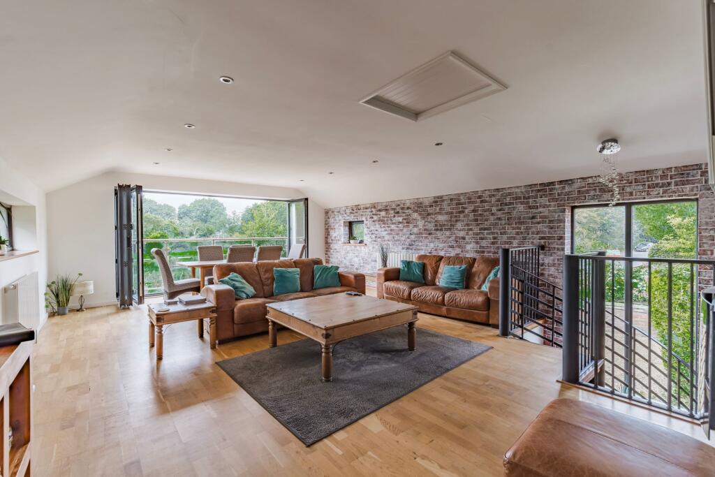 House in Norwich - More
