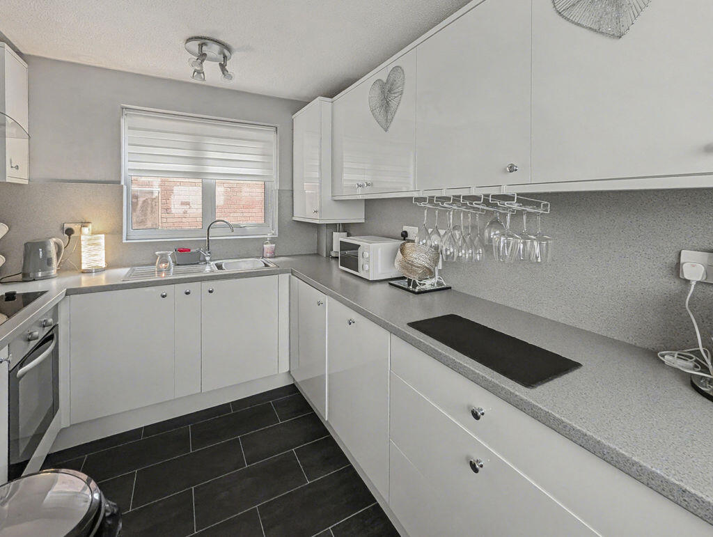 The Orchard, Bicton Heath, Shrewsbury, SY3 5AW photo 3