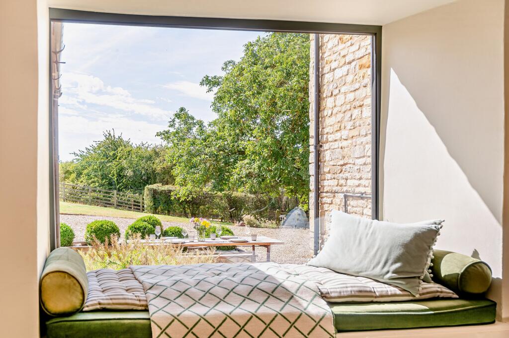 Hortons Lane, Whissendine, Oakham, Rutland - More