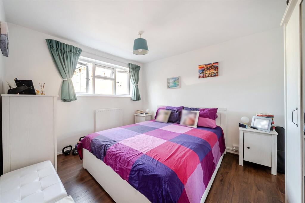 Apartment in London - View 3