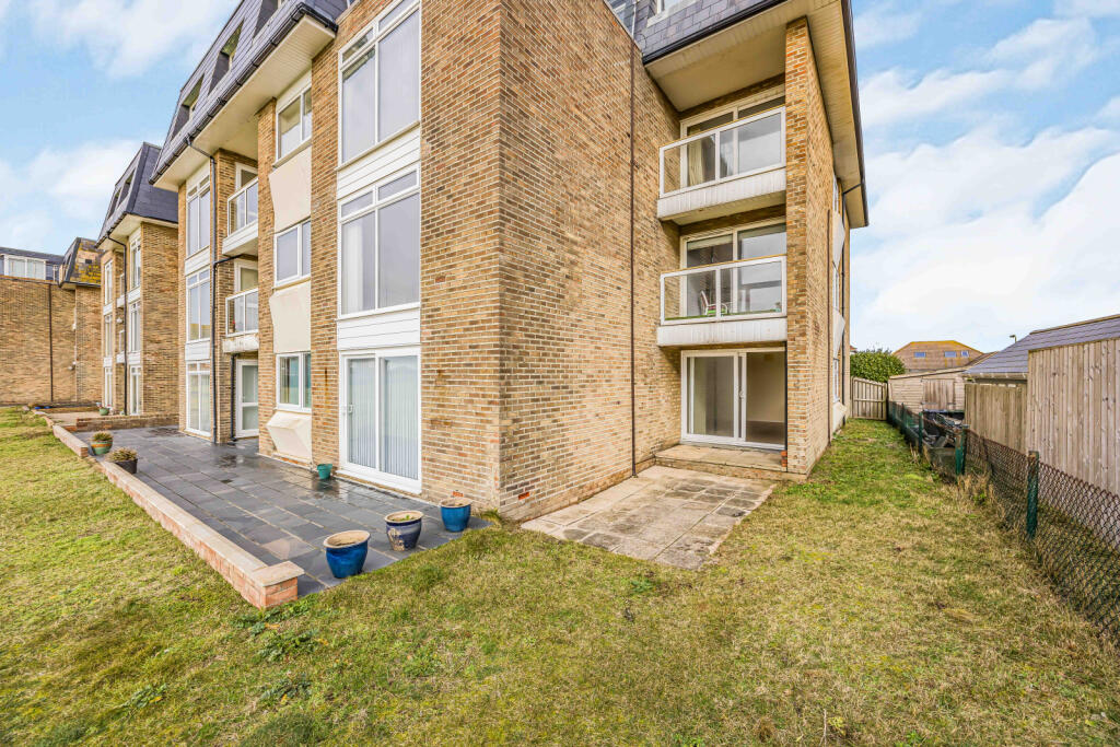 Main image of property: Seafront Flat