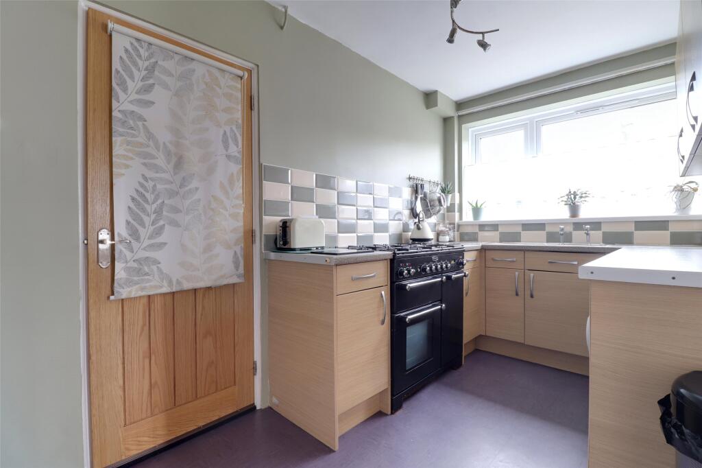 Field Close, Braunton, Devon, EX33 photo 4