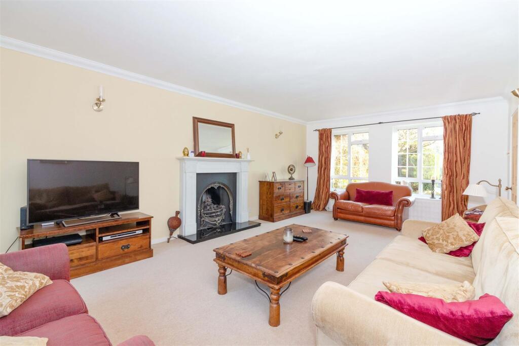 Longlands, Worthing photo 3