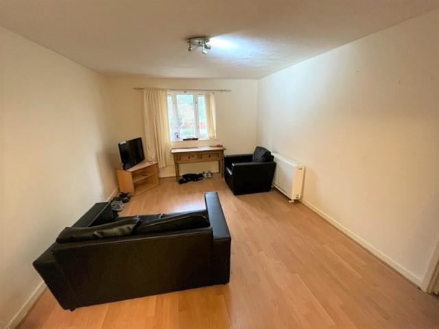 Apartment in Rochdale, Greater Manchester - View 3