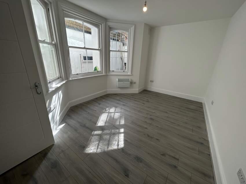 Apartment in East Sussex - View 5