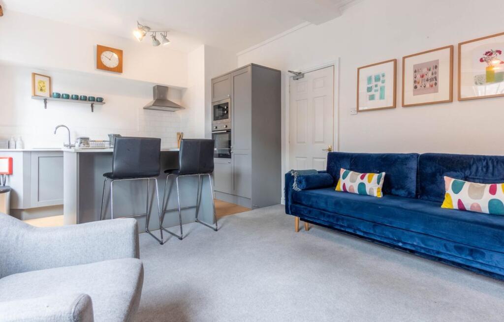 Apartment in Lancaster - View 5