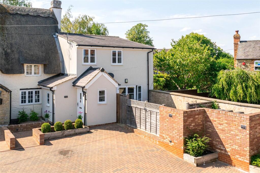 Main image of property: High Street, Stoke Goldington, Buckinghamshire, MK16