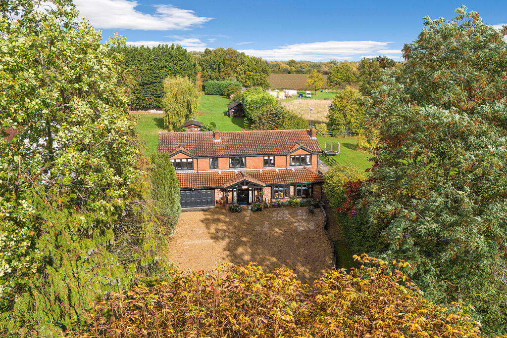 Main image of property: Stonebridge House, Chelmsford Road,  Hatfield Heath,  Essex,  CM22 7BD