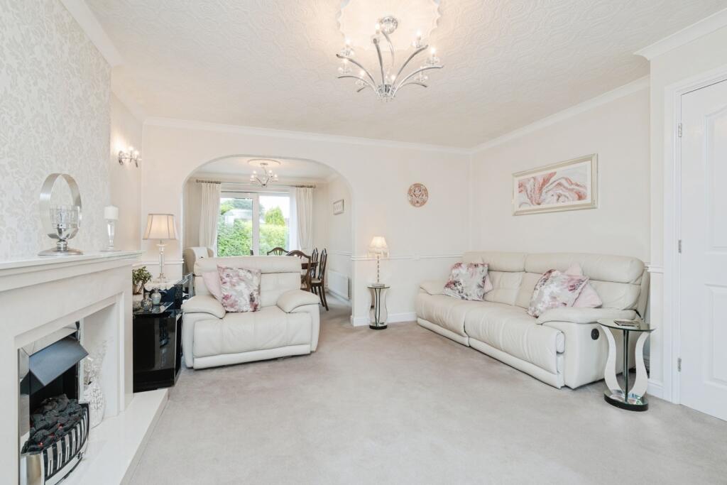 Chelmer Close, Westhoughton, Bolton, Greater Manchester, BL5 photo 3