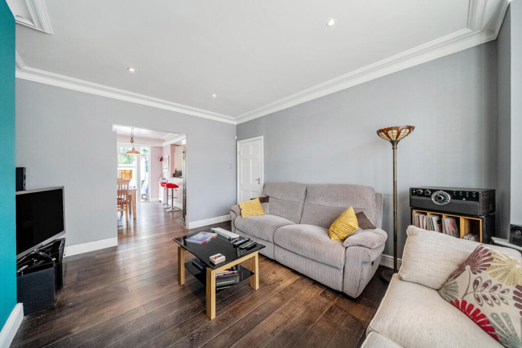 House in London - View 4