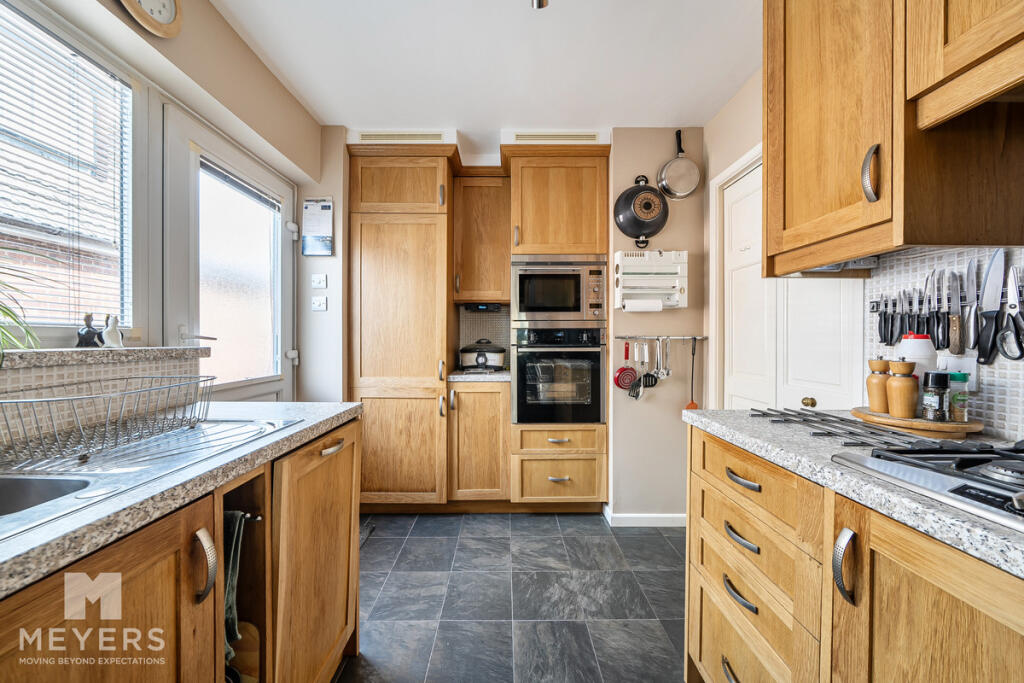 House in Wareham, East Burton, Wool - View 4