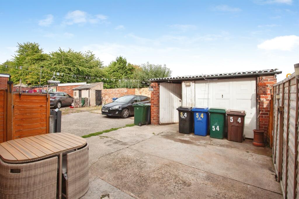 House in Barnsley, Wombwell - View 3