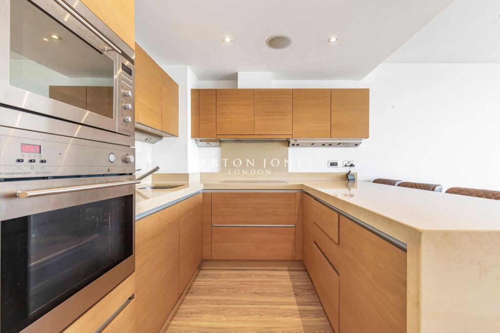 Apartment in London - View 5