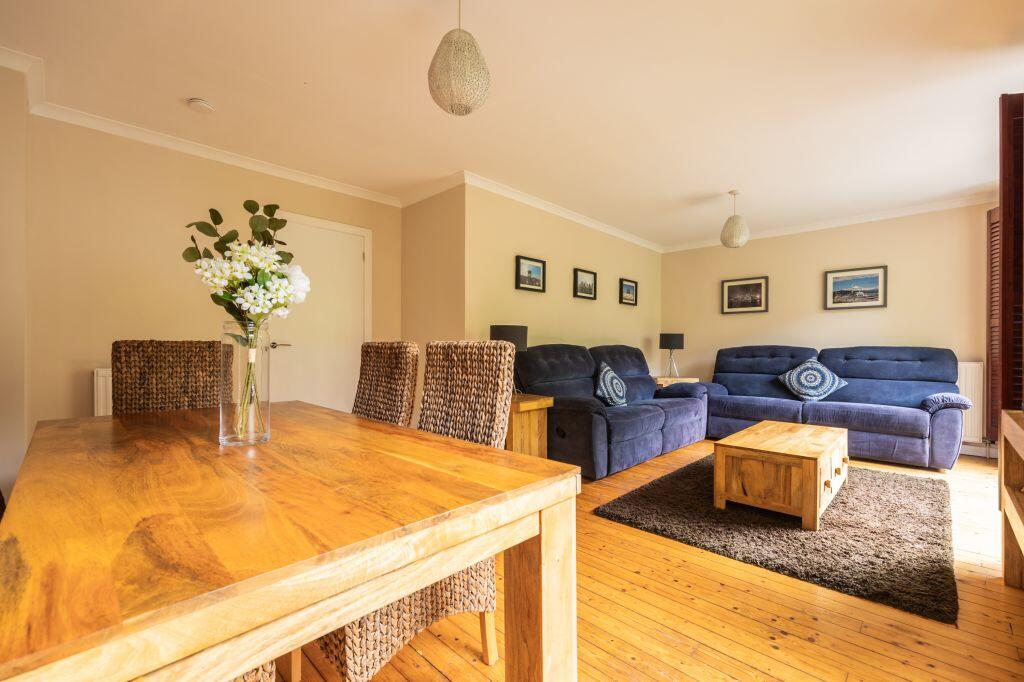 12/2 Damside, Edinburgh, EH4 3BB - View 4