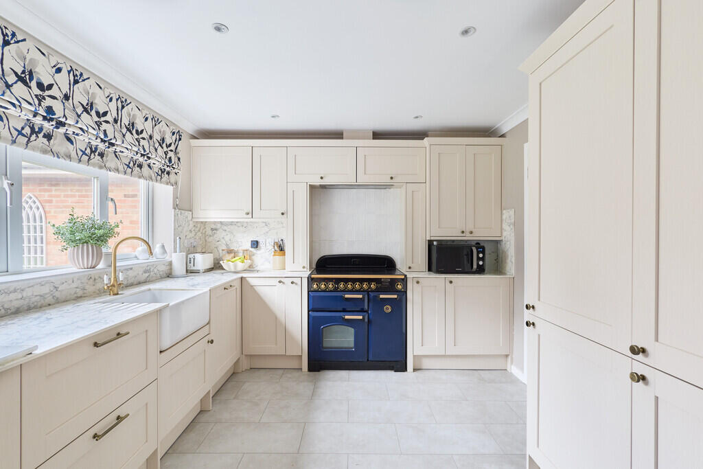 House in Colchester - View 2