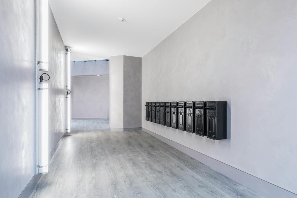 Hall.jpg