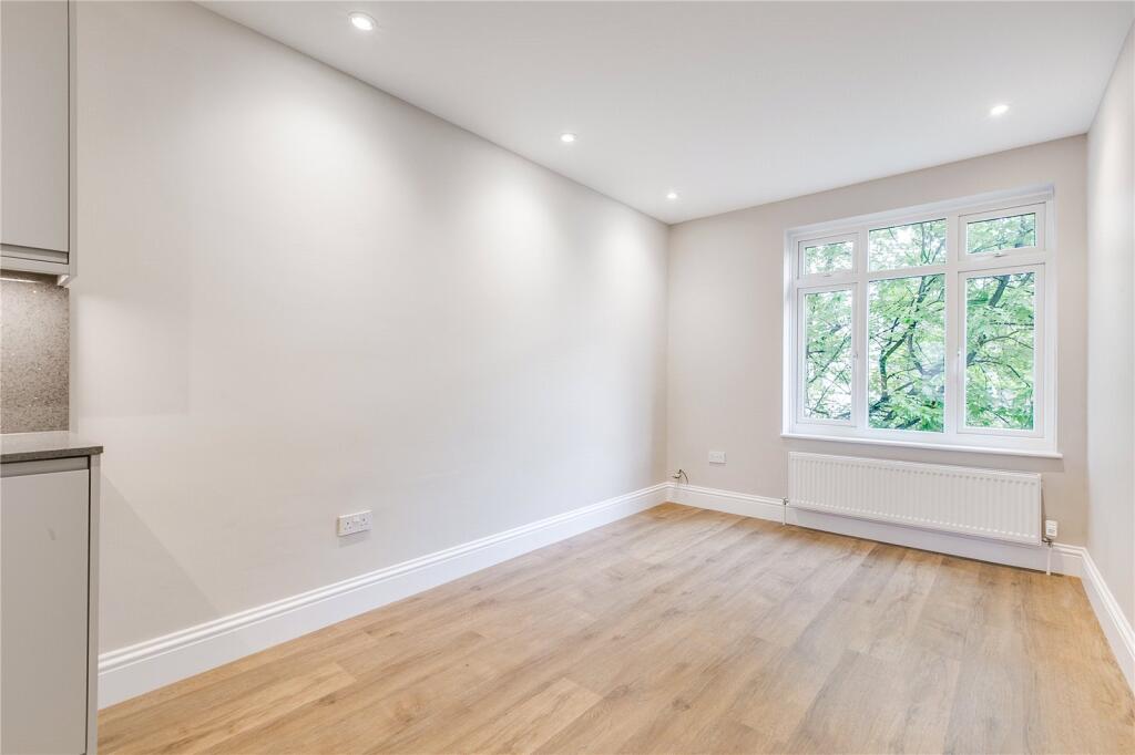 Parkway, Camden, NW1 - View 6