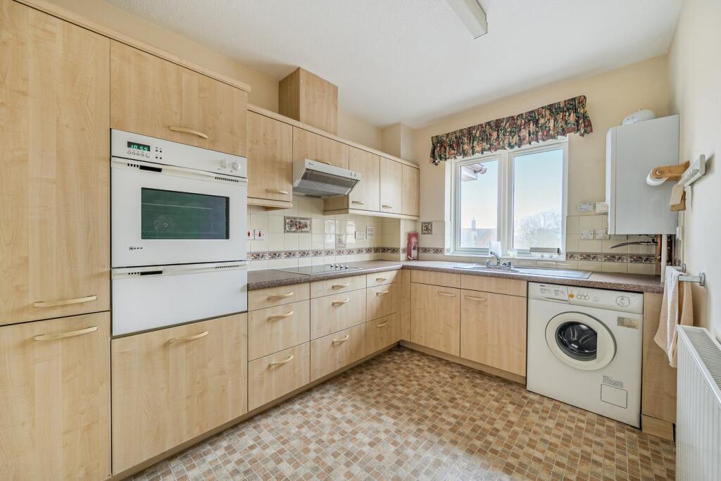 Main image of property: Four Oaks Road, Sutton Coldfield, B74