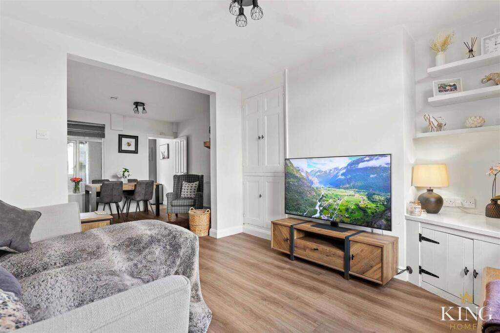 House in Studley - View 2