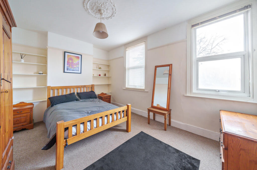 House in Cheltenham, Wymans Brook, St Peter's - More