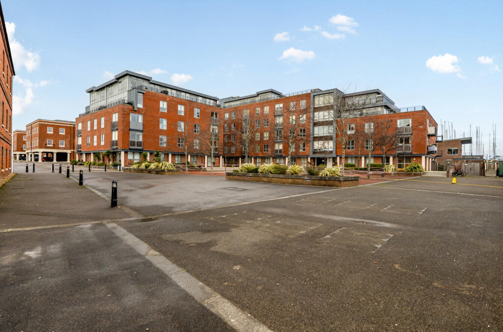 Main image of property: Weevil Lane, Gosport, Hampshire, PO12