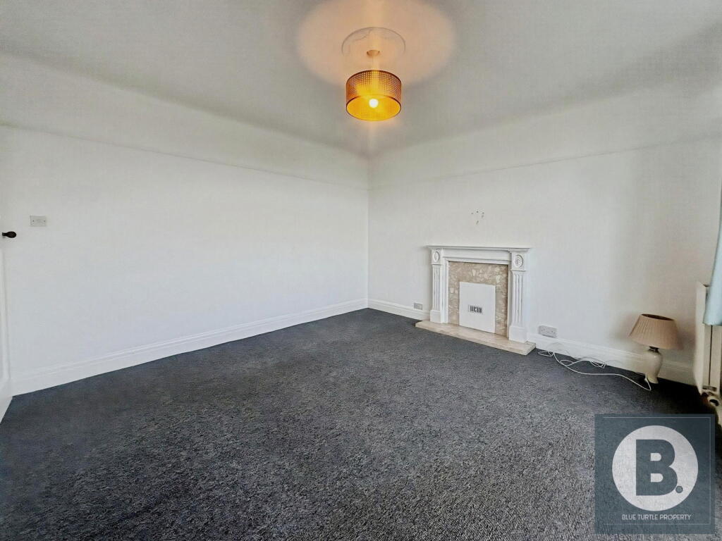 Marine Drive, Rhos On Sea, Colwyn Bay, LL28 4HU photo 4