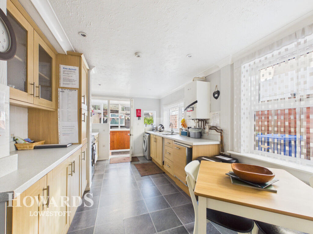 House in East Suffolk, Kirkley, Lowestoft - View 5