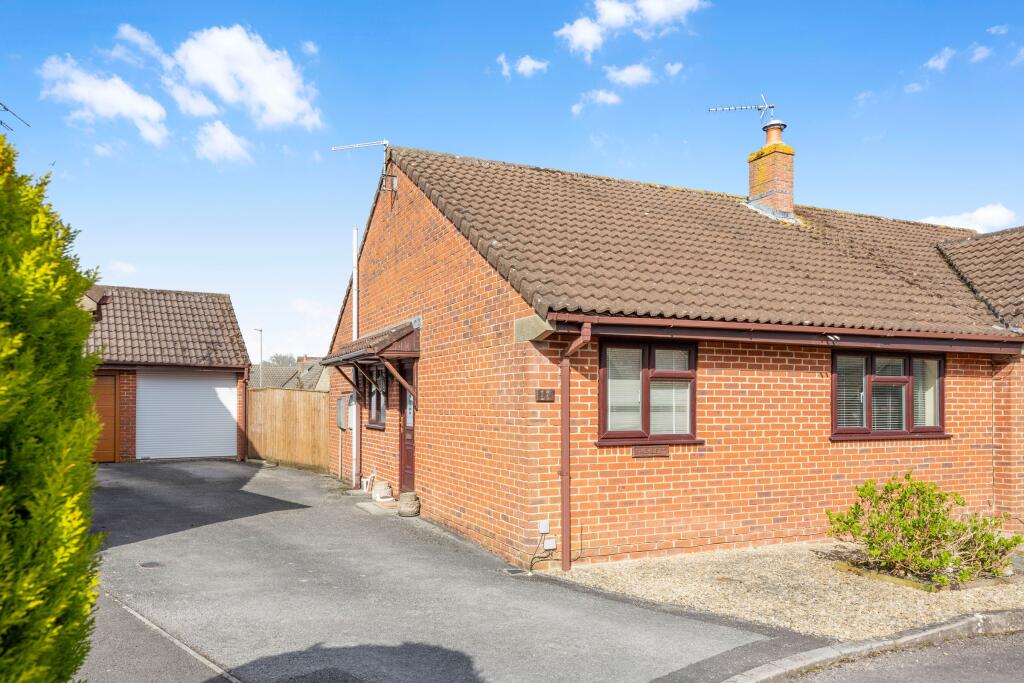 Main image of property: Davenant Close, Gillingham