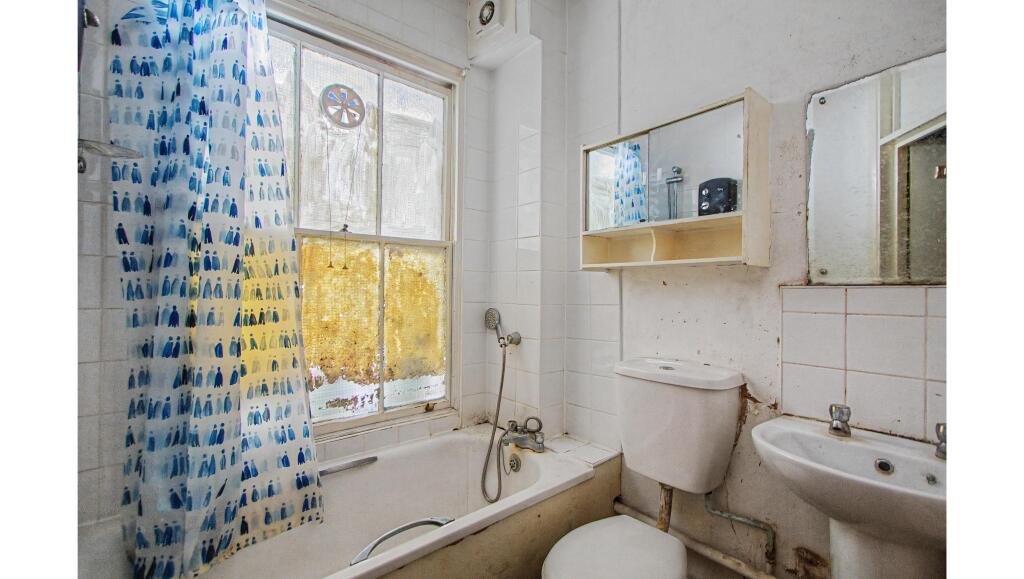 Apartment in London, Kensington - View 4
