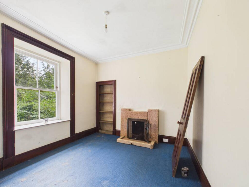 House in Aberdeen, Aberdeenshire - More