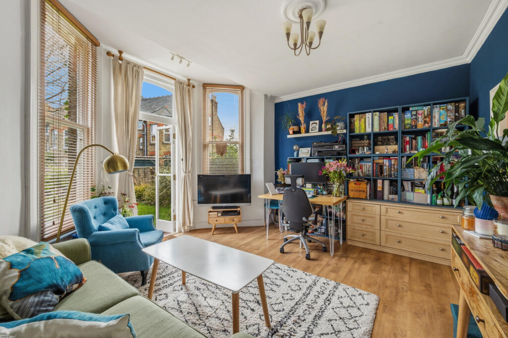 Main image of property: Parklands, Surbiton, KT5