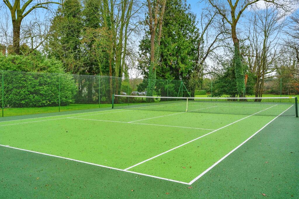 Additional image 11 of Coopers Green Lane, Hatfield