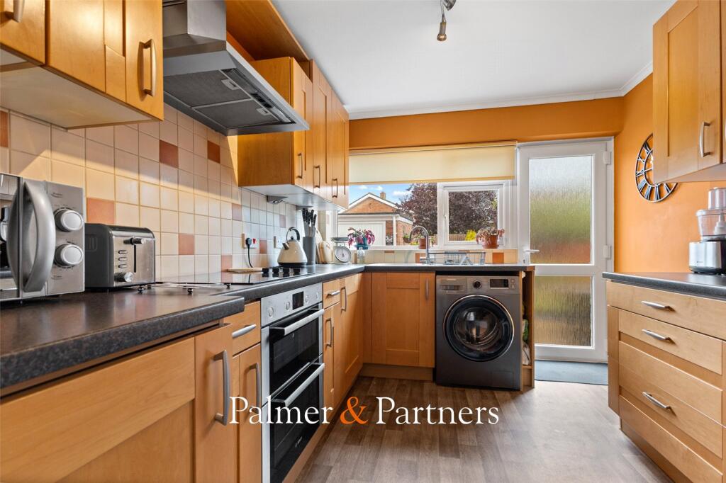 Ewan Close, Stanway, Colchester, Essex, CO3 photo 3