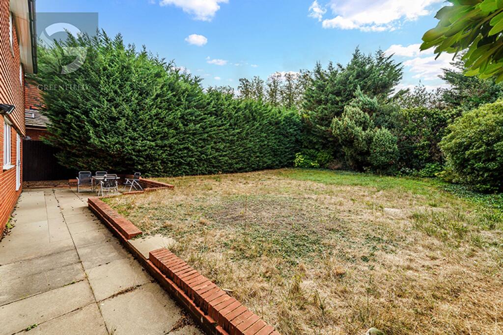 House in Kingston upon Thames - View 5