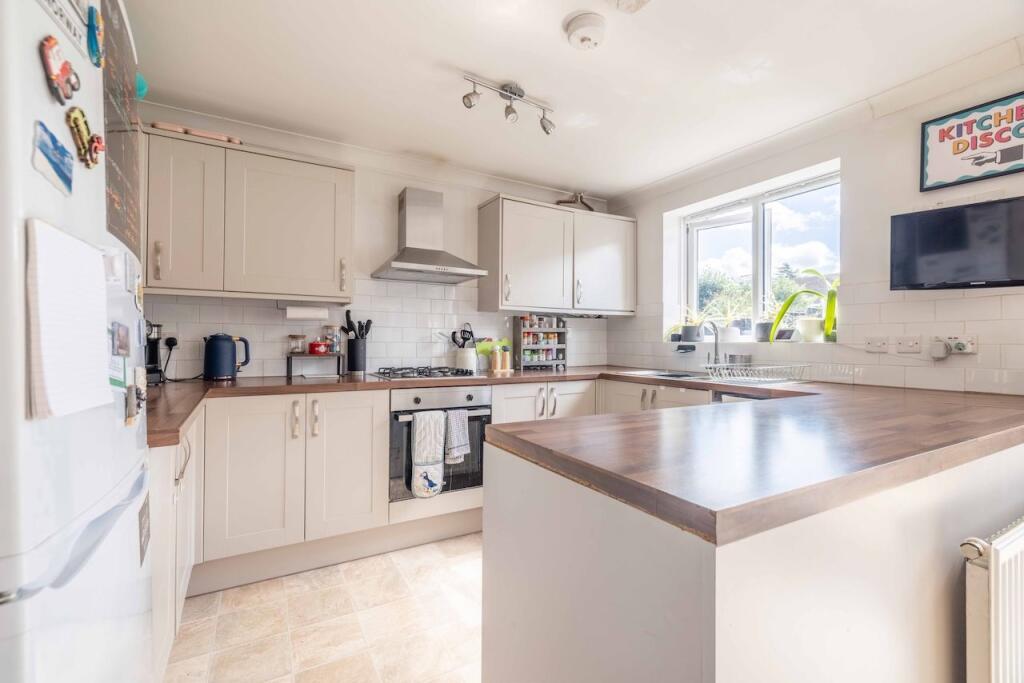 House in Hemel Hempstead, Chepping Wycombe - View 2