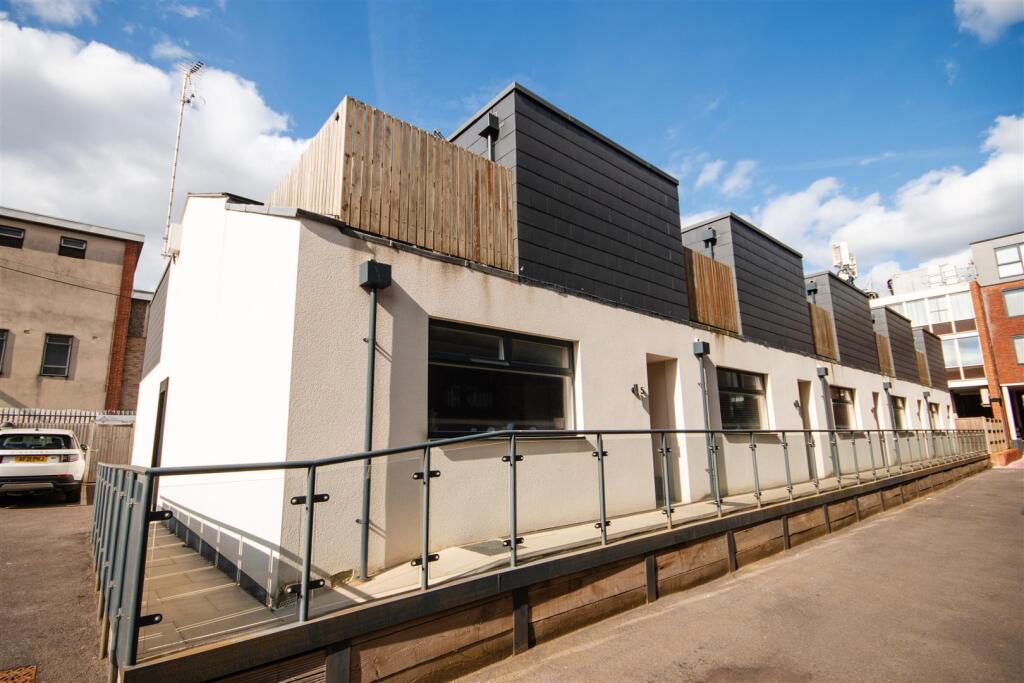 Main image of property: Field End Road, Ruislip
