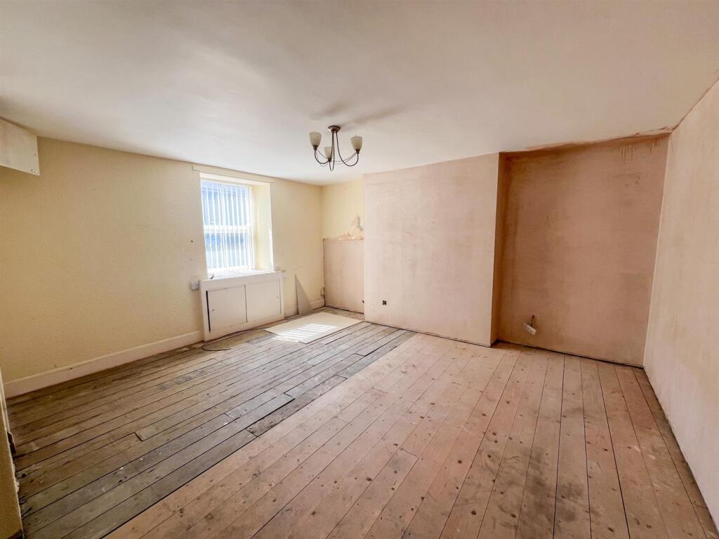 Apartment in Galashiels - View 2