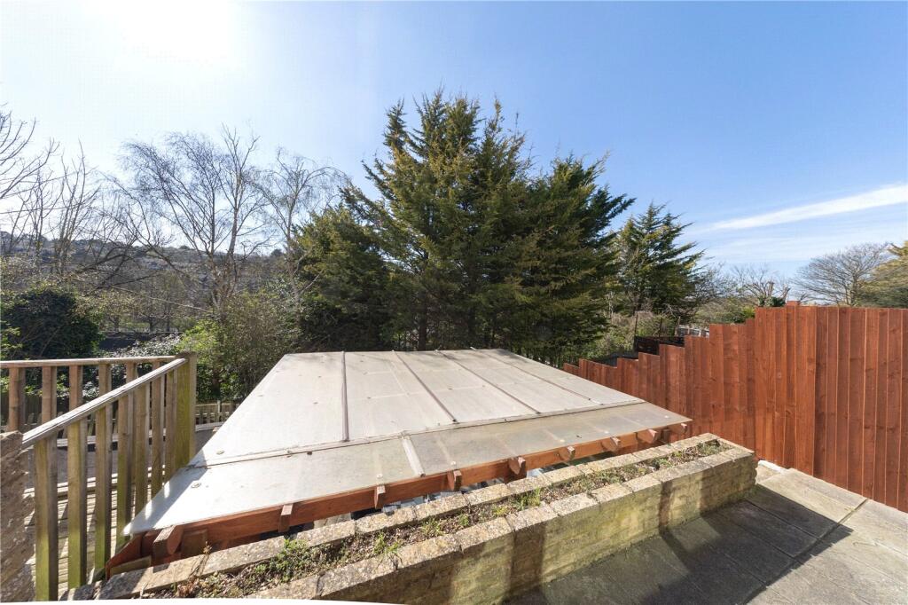 Apartment in Luton - View 3