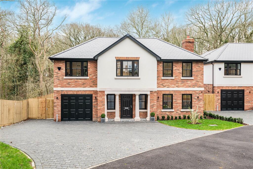 Main image of property: Cuffley Hill, Goffs Oak, Hertfordshire, EN7