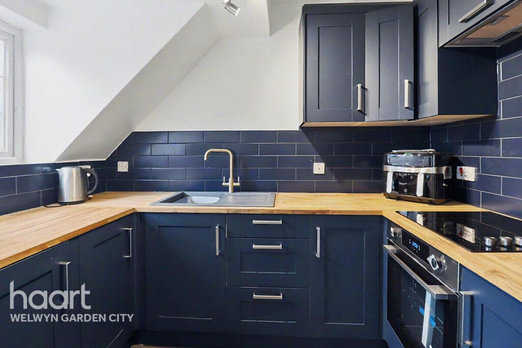 Additional image 5 of Barnside Court, Welwyn Garden City