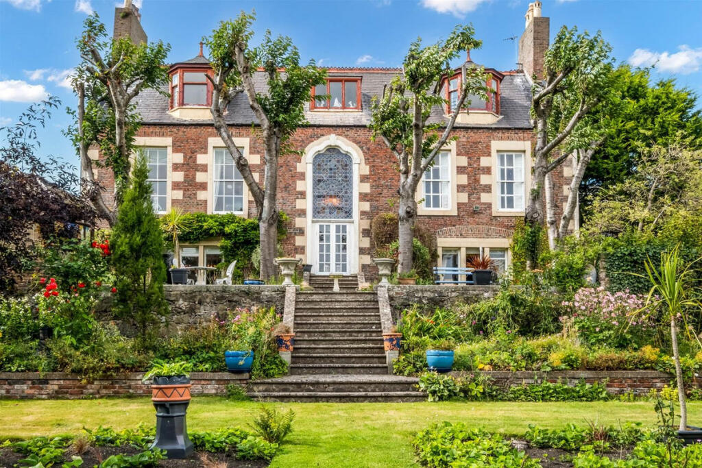 Main image of property: Straton House, 10 Castle Place, Montrose, DD10 8