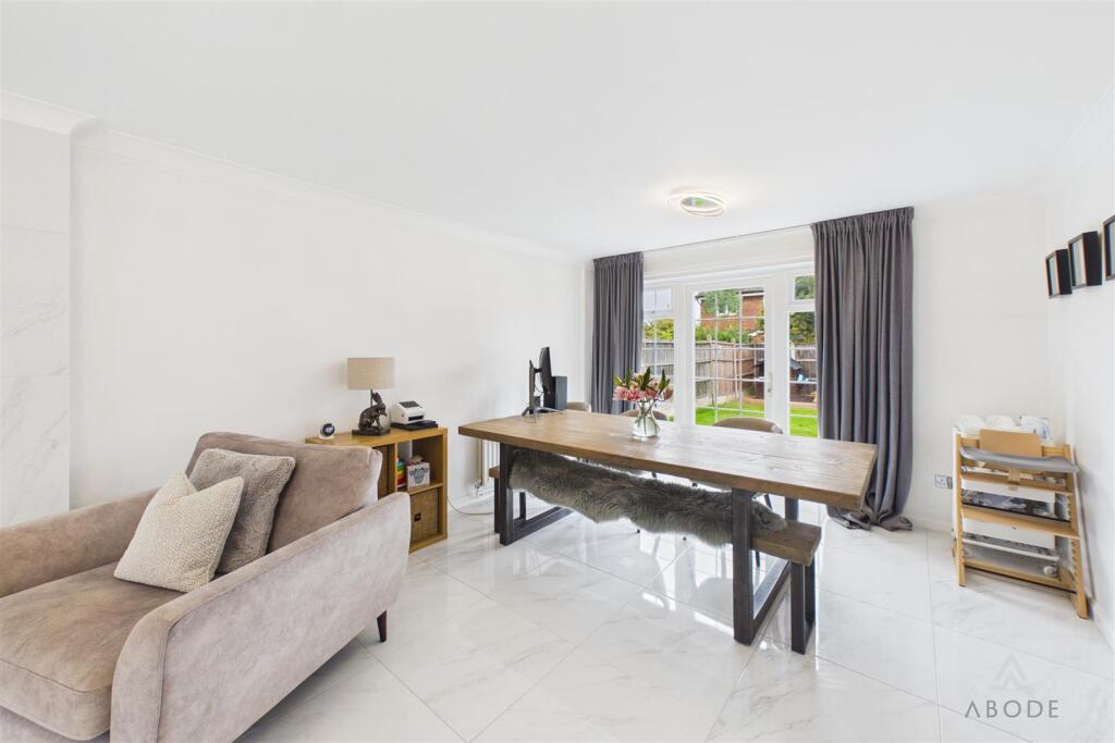 Meadow View, Rolleston-On-Dove photo 4