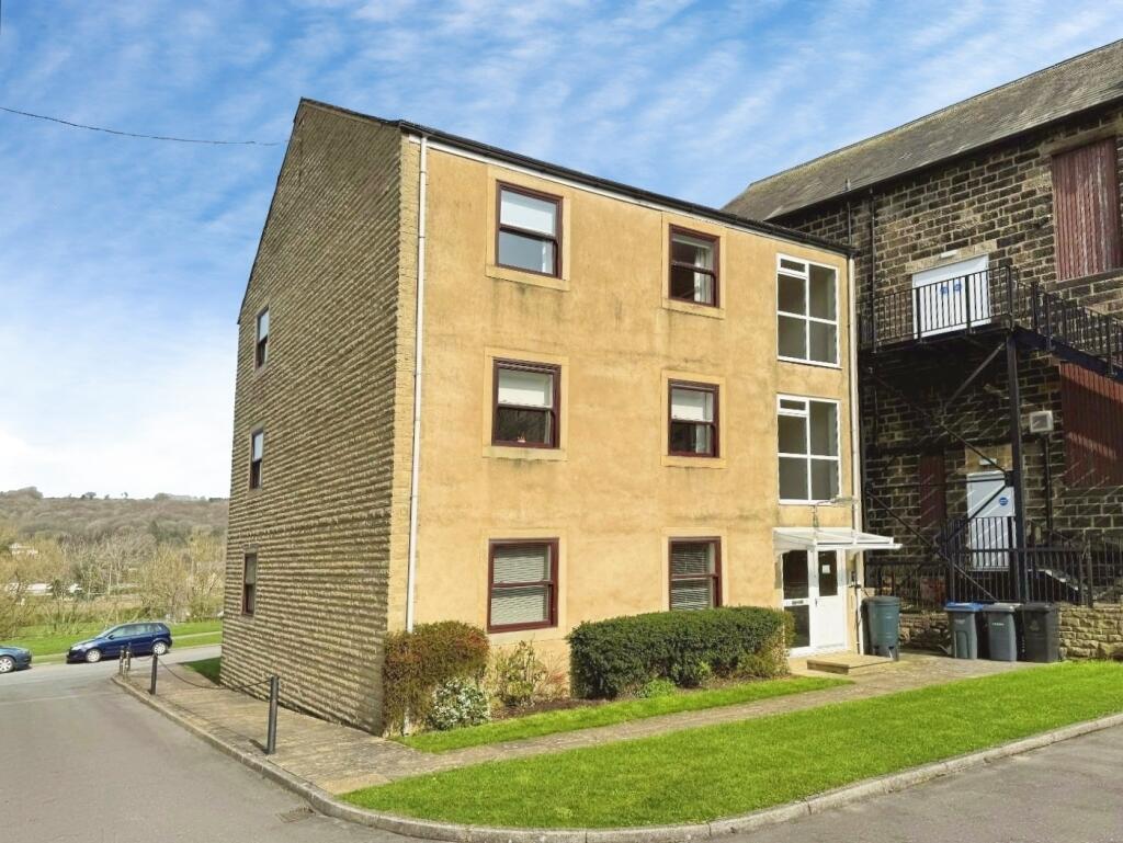 Main image of property: Castle Gate, Ilkley, LS29