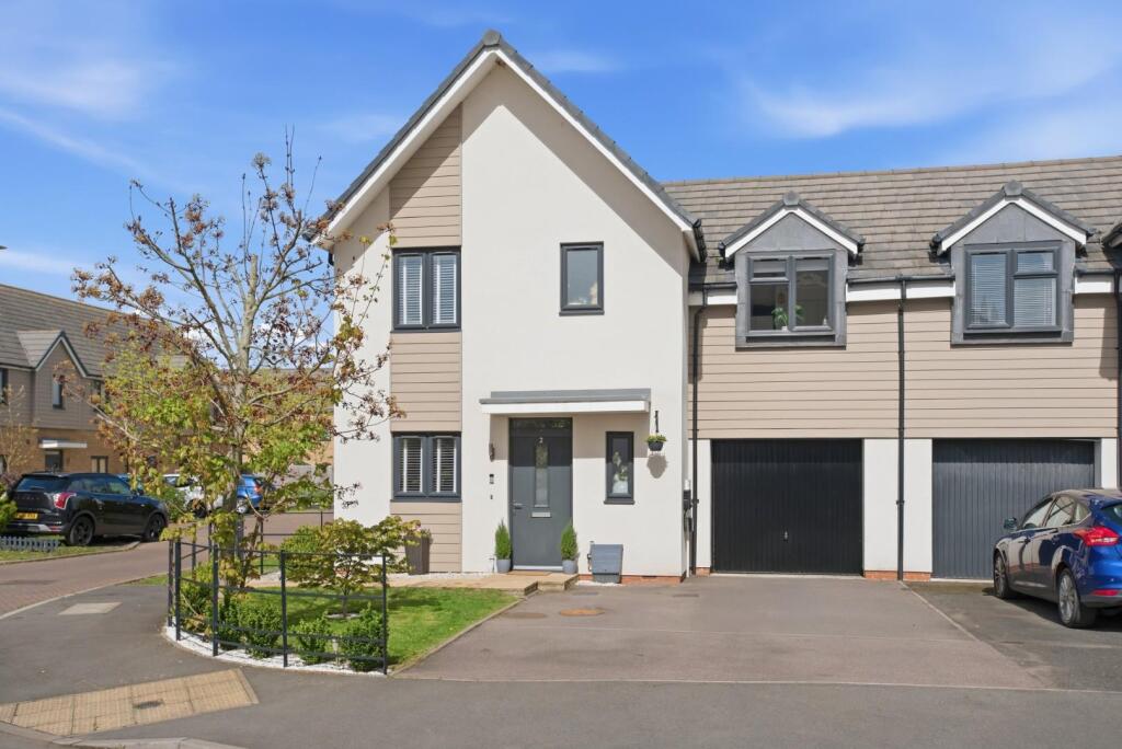 Main image of property: Hillfort Road, Meon Vale, Stratford-upon-Avon