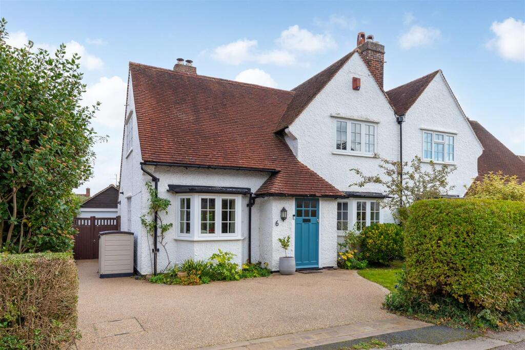 Main image of property: Souberie Avenue, Letchworth Garden City