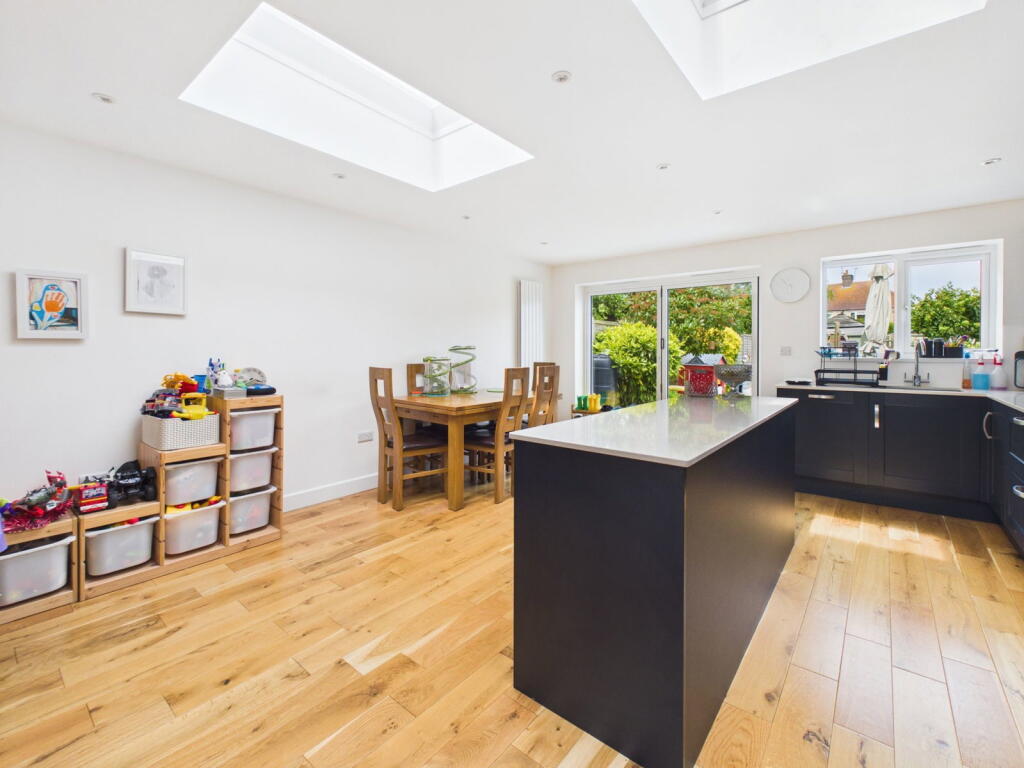 Goldsmith Road, Worthing, BN14 8ES - View 5