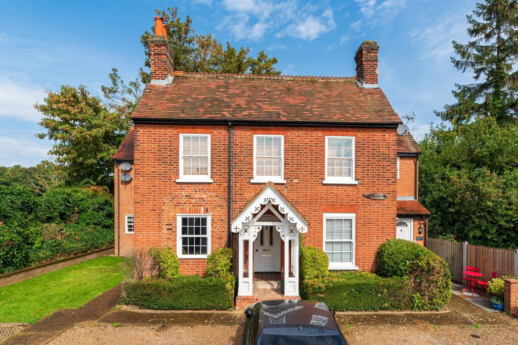 Main image of property: Chelmsford Road, Shenfield, Brentwood, CM15