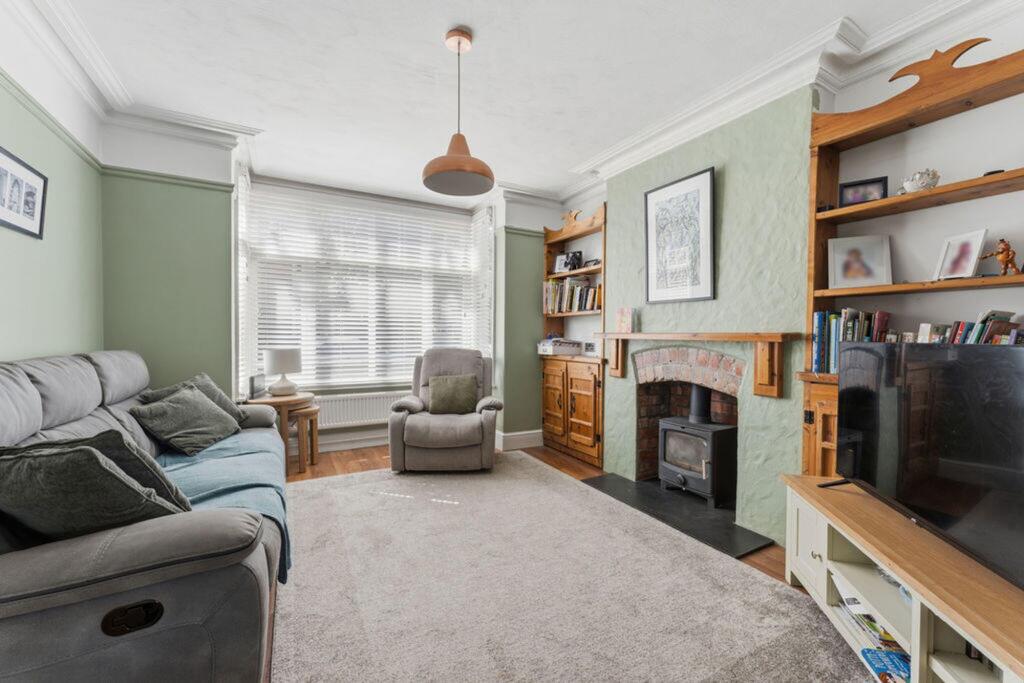 House in Leicester - View 5